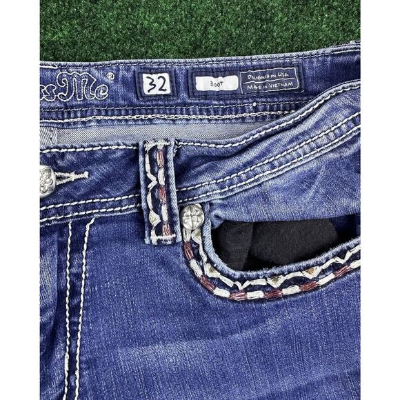 Miss Me Jeans Womens Heavy Stitched Denim Boot Button Flap Studded Sz 31 X 32.5 - Picture 6 of 7